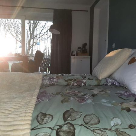 ドラハテン Grutsk Op 12 Bed & Breakfast エクステリア 写真