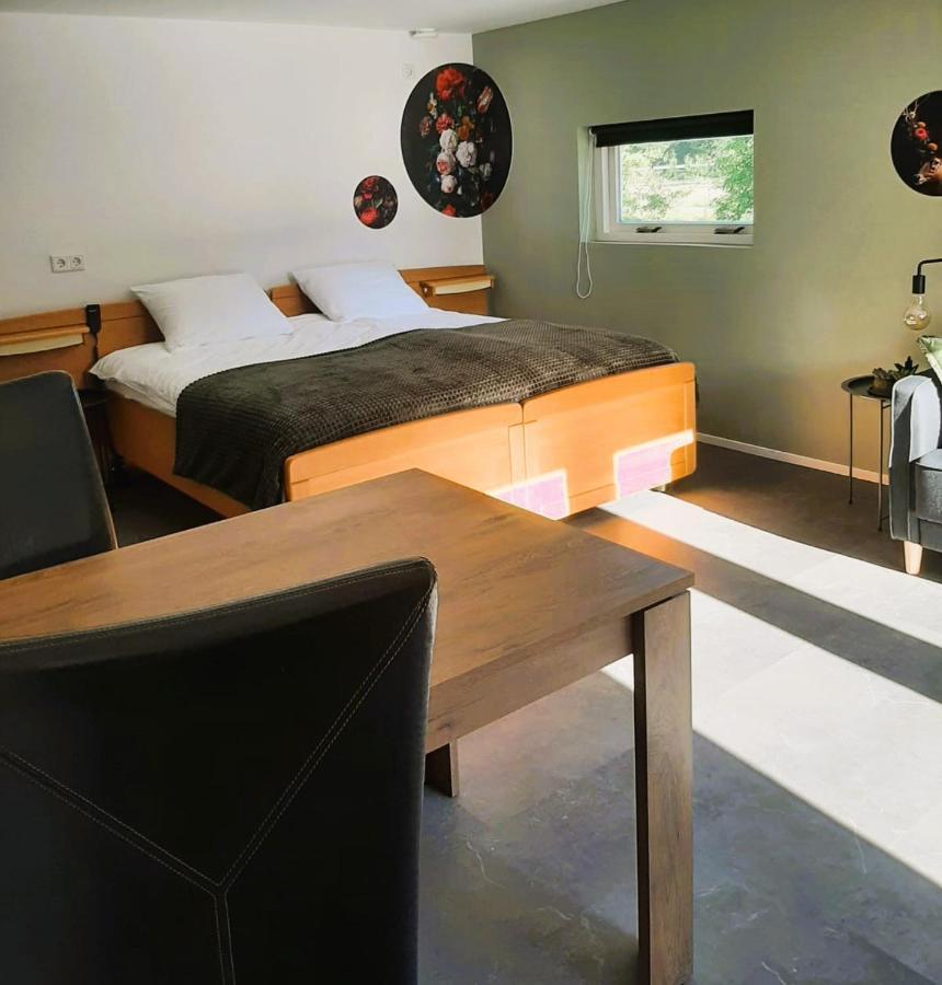 ドラハテン Grutsk Op 12 Bed & Breakfast エクステリア 写真
